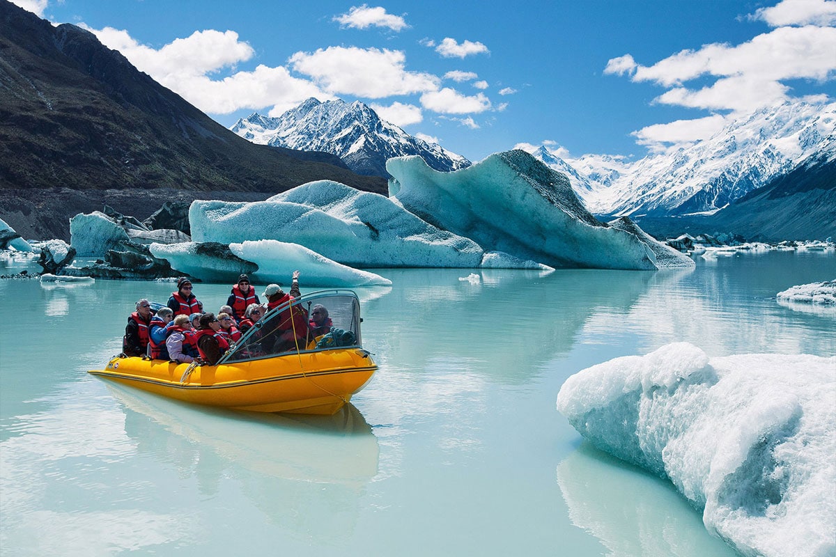 tasman glacier lake cruise